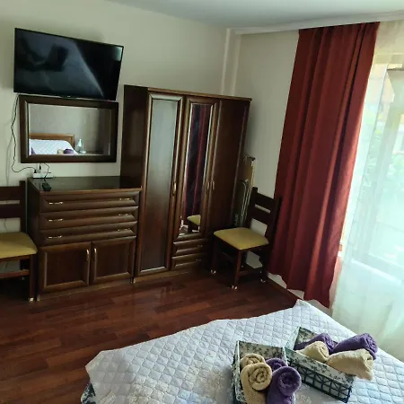 Sandrella Apartman Napospart